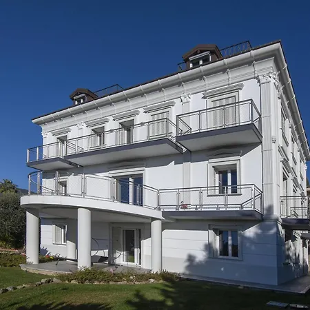 別荘 La Lincolnia - With Garden And Seaview - Happy